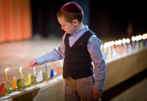 chanuka-fot.magda-starowieyska-300x206 chanuka-fot.magda-starowieyska-300x206