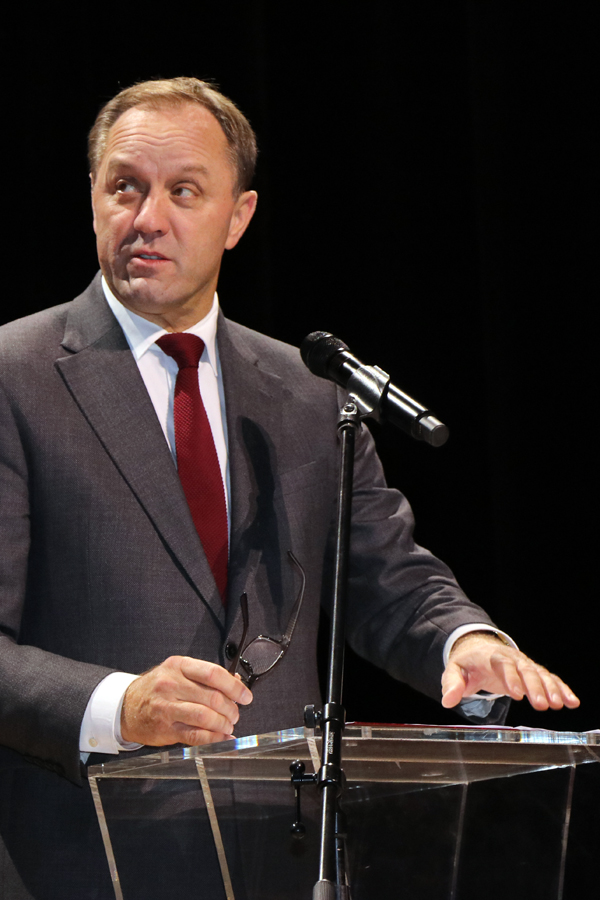 VIII_Forum_04 VIII_Forum_04