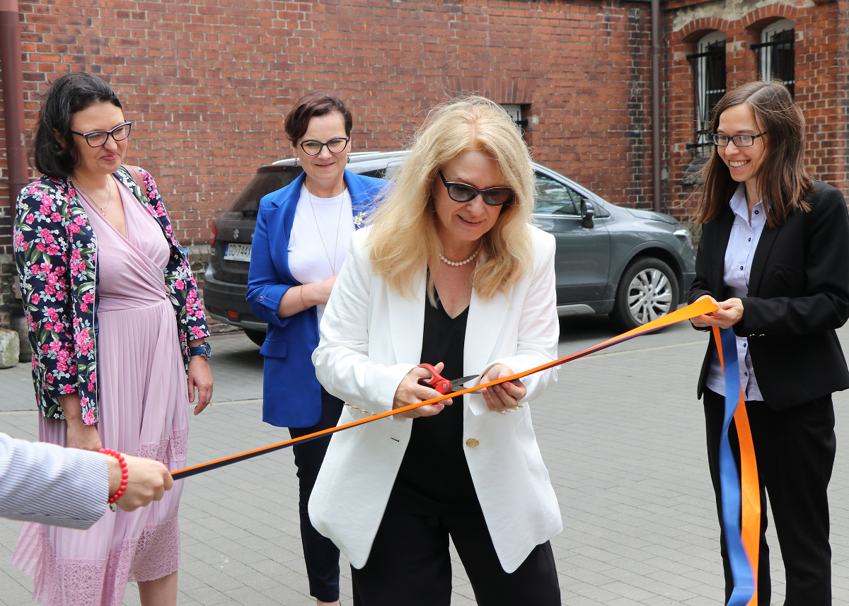 70_lat_CEN_12 70_lat_CEN_12