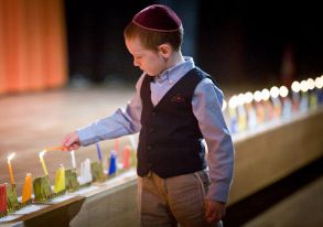 chanuka-fot.magda-starowieyska-300x206