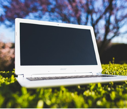 Weź udział w badaniu dotyczącym kompetencji cyfrowych nauczycieli