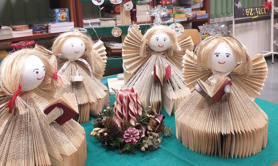 Stare książki zamieniamy w ...