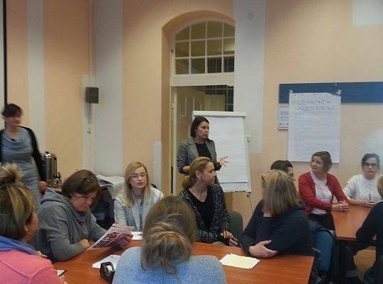 Jak budować dobre relacje w przestrzeni szkoły? 