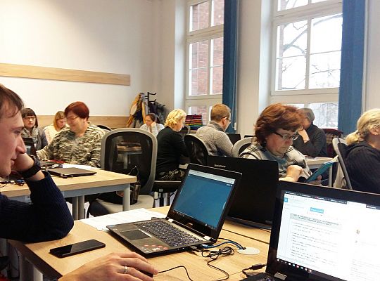 Narzędzia online i metodyka ich wykorzystania dla tablicy interaktywnej w pracy nauczyciela