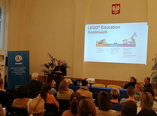 Edukacja przez działanie - kształcenie kompetencji XXI wieku