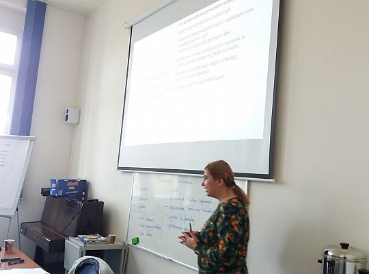 Sztuka efektywnego czytania w świetle podstawy programowej i wyzwań współczesności