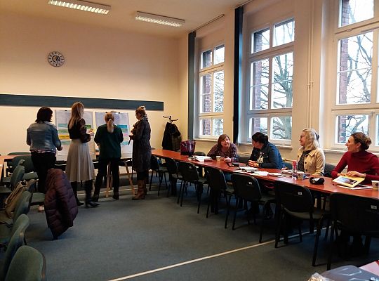 Poloniści z i(s)krą