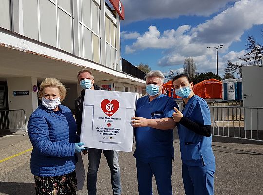 Przyłbice i adaptery do masek pełnotwarzowych od CEN dla szpitala 