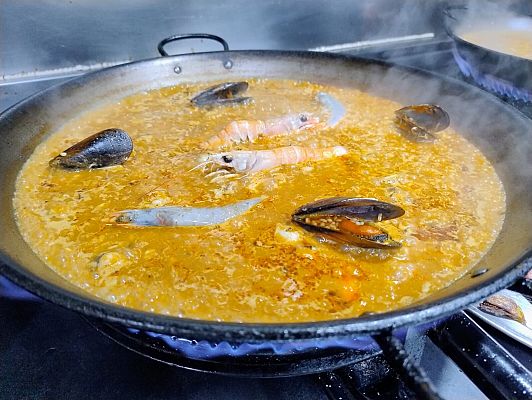 Fotografia promująca staż w Walencji